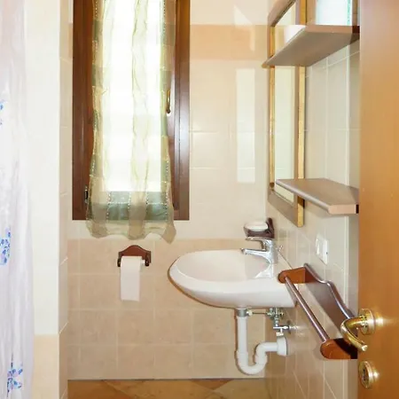 Holiday home Locazione Turistica Gelsi - Clv244